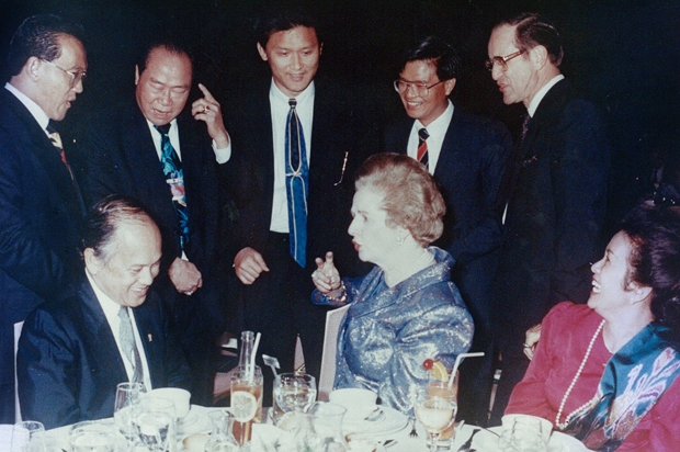 欧美激情性做爰免费视频