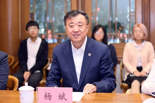 欧美激情性做爰免费视频