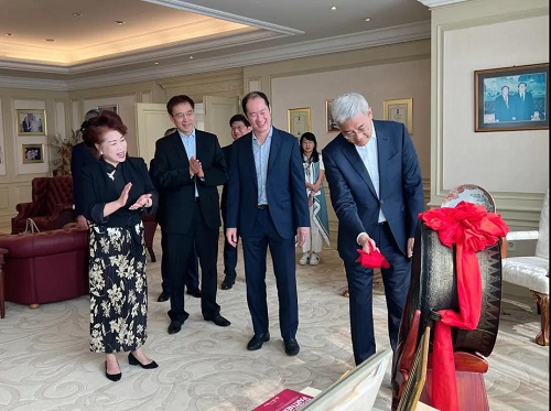 欧美激情性做爰免费视频