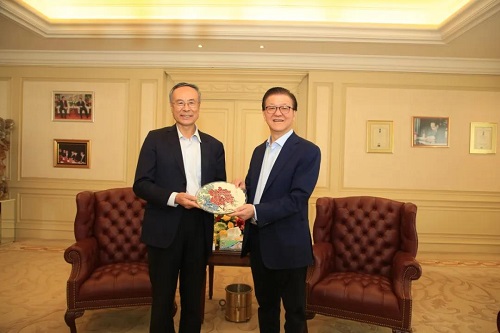 欧美激情性做爰免费视频