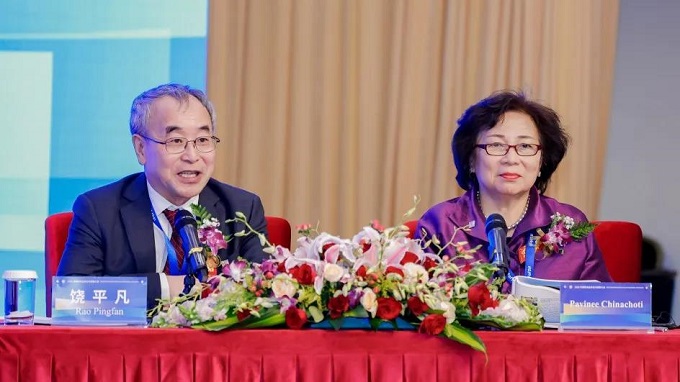 欧美激情性做爰免费视频